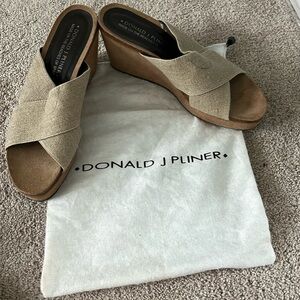 Donald J Pliner wedge shoes